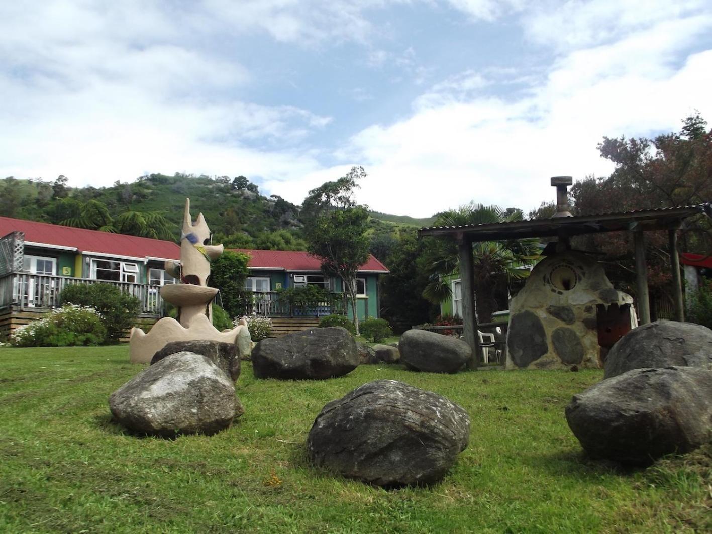 The Sandcastle Pohara Bilik gambar